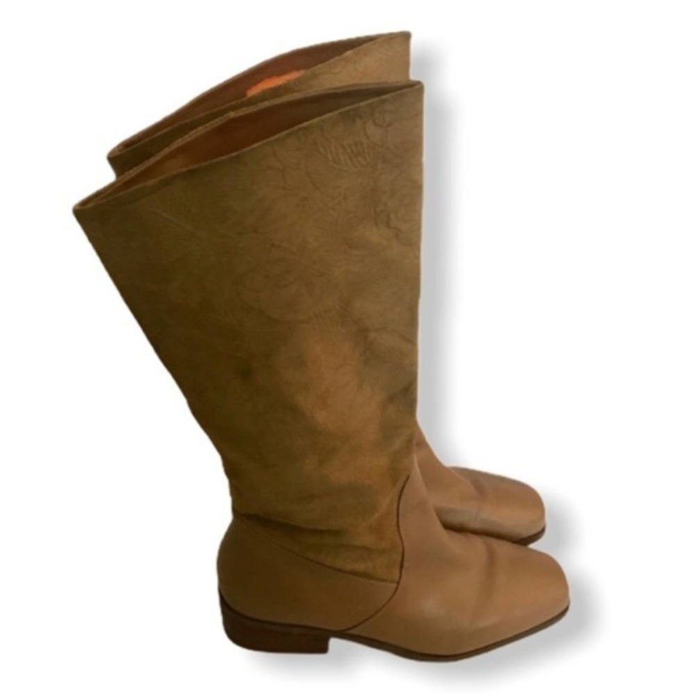 Markon Sula Floral Embossed Boots